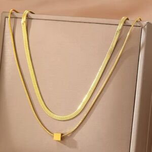 Izetta - Elegant,Minimalist Style Double Layered Gold Stainless Steel Necklace